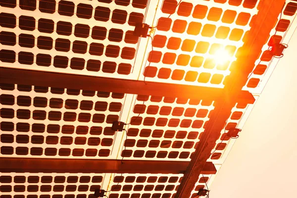 Tableros Energía Solar Con Sol Brillante — Foto de Stock