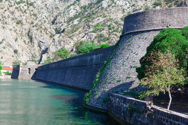 Wieża Kampana Kotorze Czarnogóra Średniowieczny Bastion Część Twierdzy — Zdjęcie stockowe