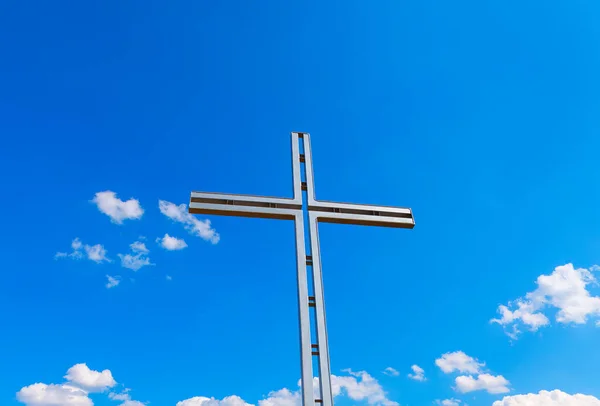 Christelijk Kruis Tegen Lucht Wolken Geestelijke Religie Hemel — Stockfoto