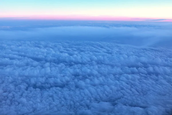 Yoğun Bulutlar Yukarıdan Görünüyor Sabah Bulutlu Gökyüzü — Stok fotoğraf