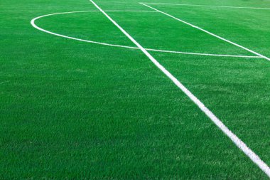 Çim futbol sahası. Yeşil futbol sahası çimenleri