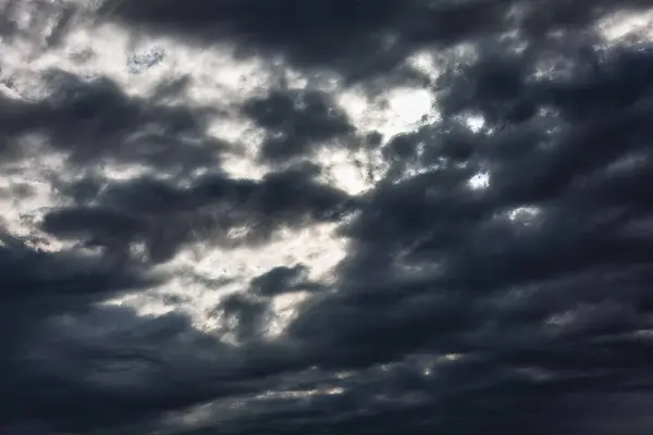 Himlen Fylld Med Mörka Moln Molnlandskap Har Utvecklats Vacker Form — Stockfoto