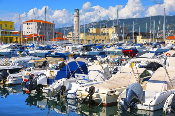 Barche Yacht Lusso Nel Porto Trieste — Foto Stock