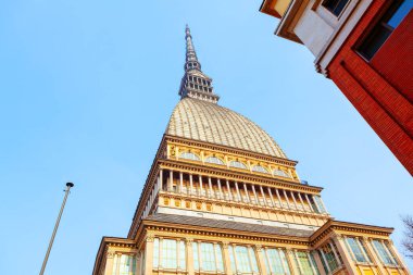 Torino, Piedmont, İtalya 'da Köstebek Antonelliana. Torino 'da büyük bir kubbesi olan ünlü yüksek bina.