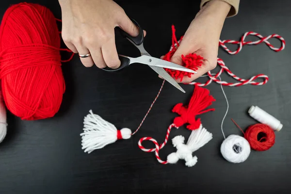 Woman Making Handmade Traditional Martisor Red White Strings Tassel Symbol — Stockfoto