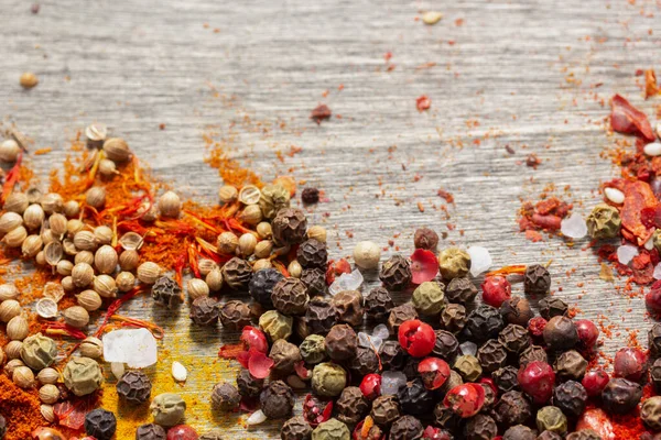 Peppar Krydda Blandning Och Olika Kryddor Bordet Bakgrund Matlagning Livsmedelsingredienser — Stockfoto