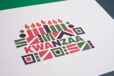 Kwanzaa Mutlu Kutlamalar. Afro-Amerikan kültür bayramı. Yedi gün festival, 26 Aralık 'tan 1 Ocak' a kadar yıllık kutlama. Siyah tarih. Poster