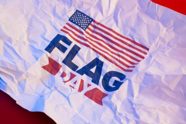 ABD 'de Ulusal Bayrak Günü. ABD 'de yıllık 14 Haziran tatili kutlandı. Amerikan bayrağıyla vatansever tarzı tasarım. Poster, tebrik kartı, afiş ve geçmiş. Görüntü