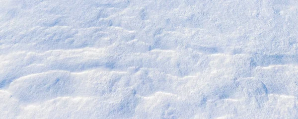 Güneşli Havada Karın Yüzeyi Kar Dünyanın Yüzeyinde Katmanlar Halinde Yatar — Stok fotoğraf