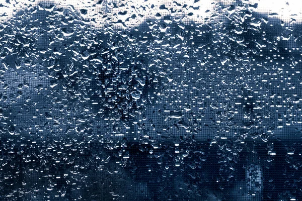 黑暗玻璃上的雨滴纹理 用于设计和创意 — 图库照片