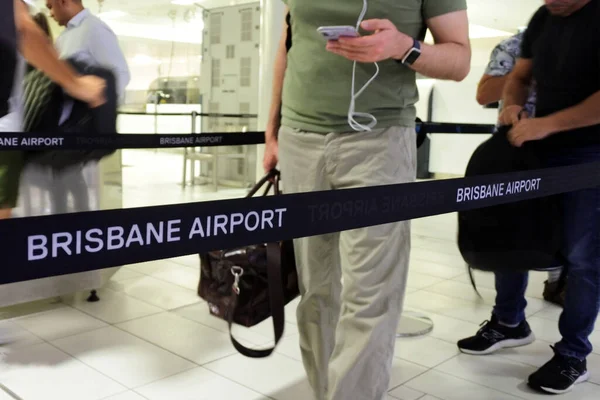 Brisbane Aus 2022年12月8日 オーストラリアのブリスベン空港で オーストラリアの乗客が並んでいます 空港サービス31航空会社は国内線50と国際線29の目的地に飛ぶ — ストック写真