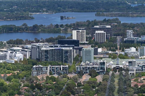 Вид с воздуха на Канберру CBD (центральный деловой район) Australia Capital Territory