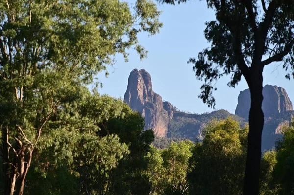 Вид Ландшафт Национального Парка Warrumbungle Около Кунабарабрана Новом Южном Уэльсе — стоковое фото