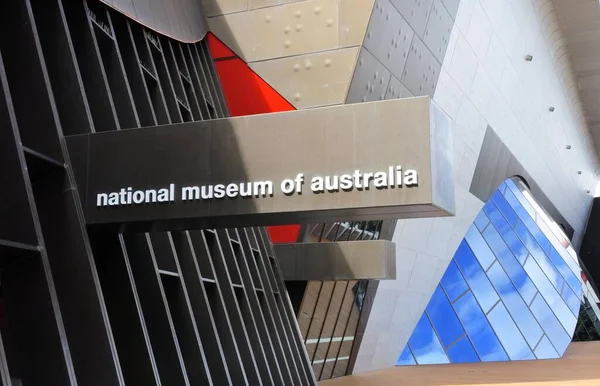 Canberra Act Mar 2023 Nationalmuseum Canberra Australien Huvudstadsområde Profiler 000 — Stockfoto