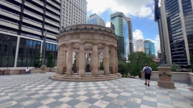 Anzak Meydanı 'ndaki Anma Tapınağı ve Brisbane Queensland Avustralya Anıt Galerileri
