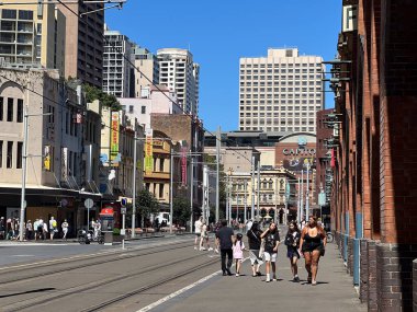 SYDNEY - DEC 29 2024: Çin 'deki Hay Caddesi' nin genel görünümü Sidney 'de çok popüler bir seyahat ve turistik alan Yeni Güney Galler, Avustralya.