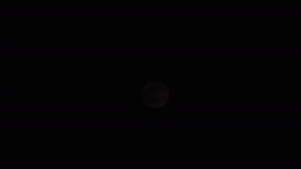 Close Shot Full Moon Night Clouds Footage — Wideo stockowe