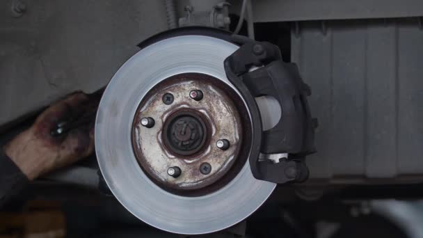 Close Car Brake Disc Repair Workshop Footage — Stock video