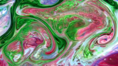 Sıvı Renkli Boya ağır çekimde patent alır. Sıvı renkli boya desenleri üst görünüm. Çok renkli sıvı boya yüzeyi.