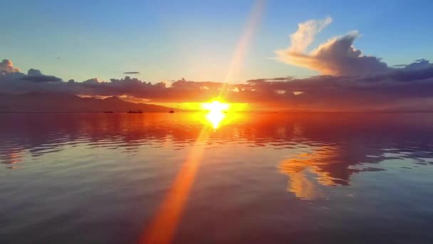 Pôr Sol Vermelho Paradise Ocean Island Navios Imagens Horizon — Vídeo de Stock