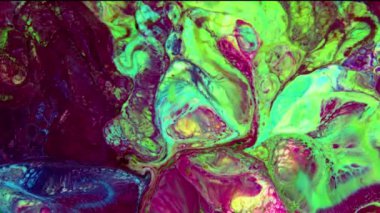 Bu stok videosunda hareket halinde olan soyut bir sıvı yağ tablosu yer alıyor. Reklamlar, sunumlar, slayt gösterileri, televizyon ve filmler için metin arkaplanı ve daha fazlası için bu yağ hareketini kullanın.