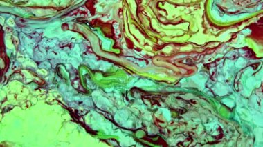 Bu stok videosunda, boya pigmentinin hafif boya ile ayrıldığı yağ boyasının yavaş çekim görüntüleri yer alıyor. Bu klibi yaratıcı konsept videoları, sunumlar ve daha fazlası için arka plan olarak kullan.