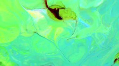 Bu stok videosunda, boya pigmentinin hafif boya ile ayrıldığı yağ boyasının yavaş çekim görüntüleri yer alıyor. Bu klibi yaratıcı konsept videoları, sunumlar ve daha fazlası için arka plan olarak kullan.