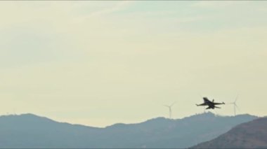 F-16 Soloturk Havacılık Gösterisi 2023 Görüntülerinde.