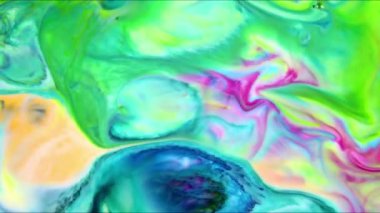 Sıvı sanat dokusu. Yanardöner boya efektli soyut arkaplan. Sıvı akrilik çizimler, akışlar ve sıçramalar. Web sayfası arkaplanı için karışık boyalar.