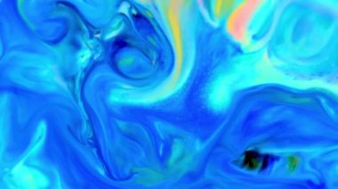 Sıvı Renkli Boya ağır çekimde patent alır. Sıvı renkli boya desenleri üst görünüm. Çok renkli sıvı boya yüzeyi.