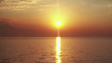 Sahilden Sarı Okyanus Günbatımı Zaman aşımı.