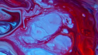 Eğer video günlüklerinize, TV şovlarınıza, belgesellerinize, reklamlarınıza ve filmlerinize eklemek için renkli bir doku tasarımı arısı arıyorsanız, bu stok videosu sizin için ideal bir seçimdir.. 