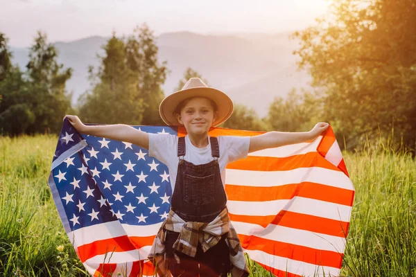 Portrait Happy Girl Kid Hat American Flag Proudly Stands Golden — Stock Photo, Image