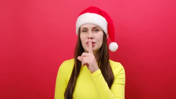 Glædelig Ung Kvinde 25S Bære Varm Gul Sweater Santa Claus – Stock-video