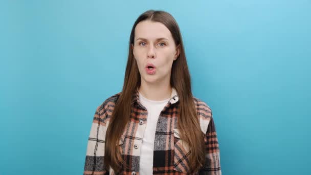 Portrét Vážné Přísné Mladé Ženy 25S Ona Nosí Košili Říkají — Stock video