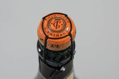 NEW YORK - 10 Eylül 2022: Champagne G. Tribaut Cuvee de Reserve Brut. Hautvillers, Premier Cru köyünde bulunan G. Tribaut Şampanya Evi.