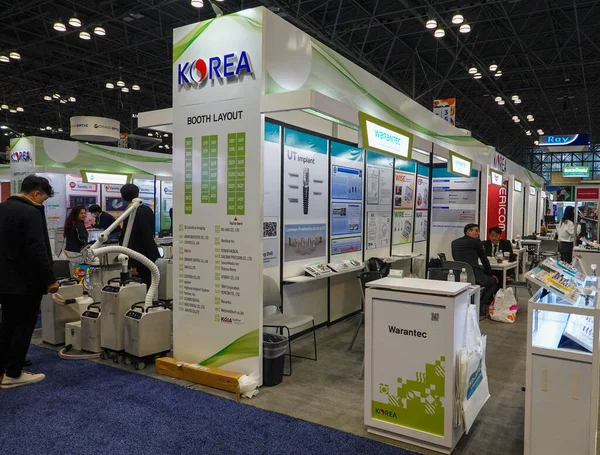 New York November 2022 Korean Pavilion Modern Dental Material Equipment — 스톡 사진