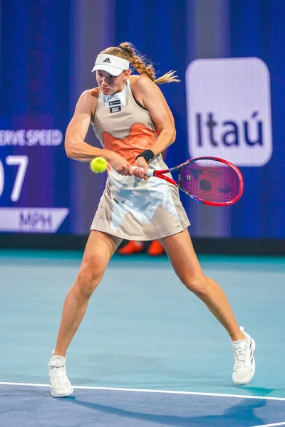 stock image MIAMI GARDENS, FLORIDA - MARCH 30, 2023: Elena Rybakina of Kazakhstan in action during semi-final match against Jessica Pegula of United States at 2023 Miami Open at the Hard Rock Stadium in Miami Gardens, Florida, USA