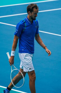MIAMI GARDENS, FLORIDA - 30 Mart 2023: Rusya 'dan Daniil Medvedev ABD' den Christopher Eubanks ile oynadığı çeyrek final maçında Miami 'deki Hard Rock Stadyumu, Florida, ABD' deki Hard Rock Stadyumu 'nda maç yaptı.