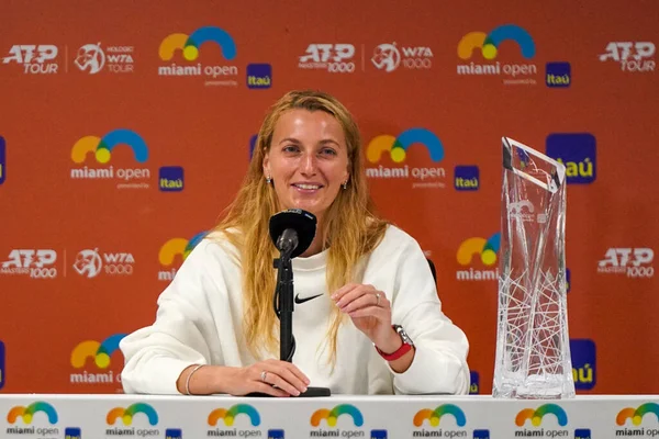 Miami Gardens Florida April 2023 Petra Kvitova Tjeckien Med Champions — Stockfoto