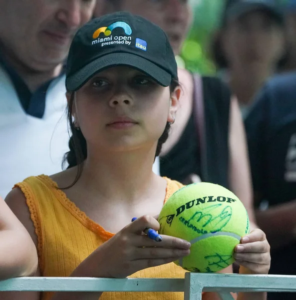 Miami Gardens Florida March 2023 Молодий Тенісист Який Очікує Автографів — стокове фото