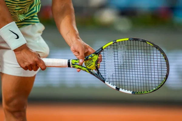 法国巴黎 2023年6月2日 西班牙职业网球选手卡洛斯 阿尔卡拉兹 Carlos Alkaraz 在第三轮比赛中与加拿大的丹尼斯 沙波瓦洛夫 Denis Shapovalov — 图库照片