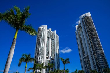 Sunny Isles Sahili, Florida 'daki Trump Grande Kondominyum Kompleksi 14 Kasım 2022. Sunny Isles Beach, Amerika Birleşik Devletleri 'nin Florida eyaletinde yer alan bir şehirdir.