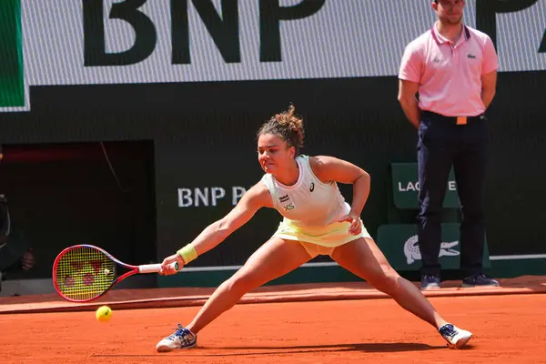 stock image PARIS, FRANCE - JUNE 3, 2024: Jasmine Paolini of Italy in action during her 2024 Roland Garros round 4 match against Elina Avanesyan of Russia at Court Suzanne Lenglen in Paris, France