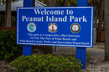 Fıstık Adası, Florida - 8 Kasım 2023 Peanut Island tabelasına hoş geldiniz. Fıstık Adası Parkı Palm Beach County, Florida 'da Singer Adası ve West Palm Beach yakınlarında..