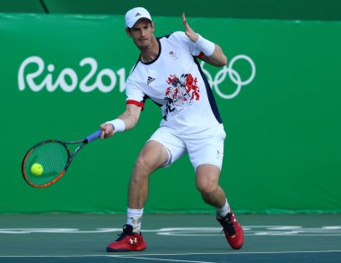 Rio De Janeiro, Brezilya - 12 Ağustos 2016: Olimpiyat Şampiyonu Andy Murray Büyük Britanya'nın işlemi Rio 2016 Olimpiyat Oyunları, Olympic Tennis Centre'erkekler tekler çeyrek final sırasında
