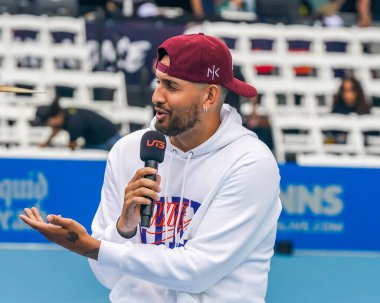 NEW YORK - 22 AUGust 2024: Profesyonel tenisçi Nick Kyrgios, New York 'taki Forest Hills Stadyumu' nda 2024 Ultimate Tennis Showdown 1.