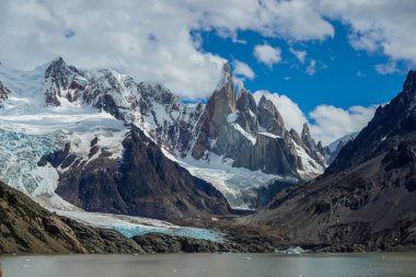 Los Glaciares Ulusal Parkı 'ndaki Laguna Torre Gölü, Arjantin Patagonya