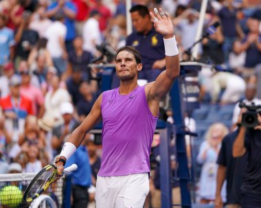 NEW YORK - 31 AĞUSTOS 2019 İspanya Grand Slam şampiyonu Rafael Nadal, New York 'taki Billie Jean King Ulusal Tenis Merkezi' nde oynanan 2019 ABD Açık üçüncü tur karşılaşmasından sonra zaferini kutladı.