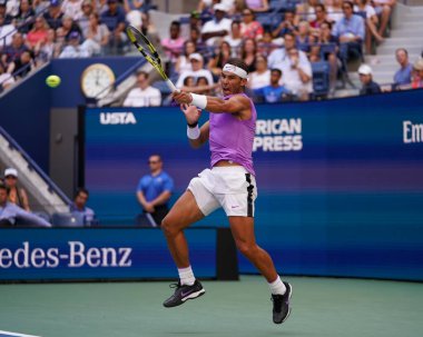 New York - 31 Ağustos 2019 Grand Slam şampiyonu İspanyol Rafael Nadal, New York 'taki Billie Jean King Ulusal Tenis Merkezi' nde oynanan 2019 US Open üçüncü tur karşılaşmasında